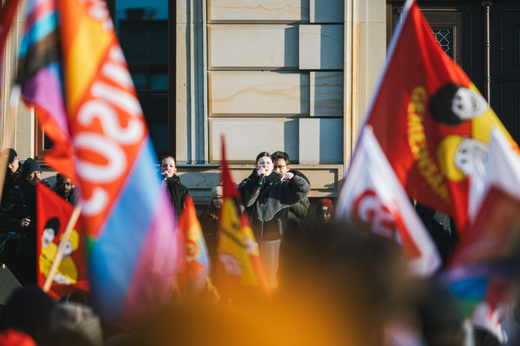 15.000 Menschen demonstrieren in Braunschweig gegen Rechtsextremismus – mit KURT-Bildergalerie