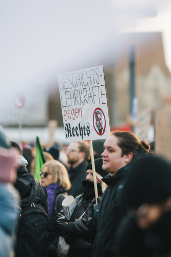 15.000 Menschen demonstrieren in Braunschweig gegen Rechtsextremismus – mit KURT-Bildergalerie