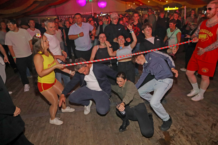 150 Jahre Feuerwehr Gamsen: Die schönsten Fotos zur großen Partynacht 