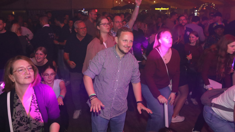 150 Jahre Feuerwehr Gamsen: Die schönsten Fotos zur großen Partynacht 