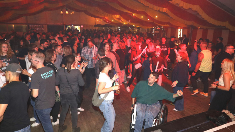 150 Jahre Feuerwehr Gamsen: Die schönsten Fotos zur großen Partynacht 