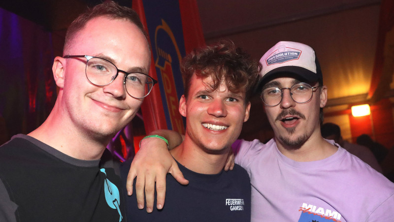 150 Jahre Feuerwehr Gamsen: Die schönsten Fotos zur großen Partynacht 