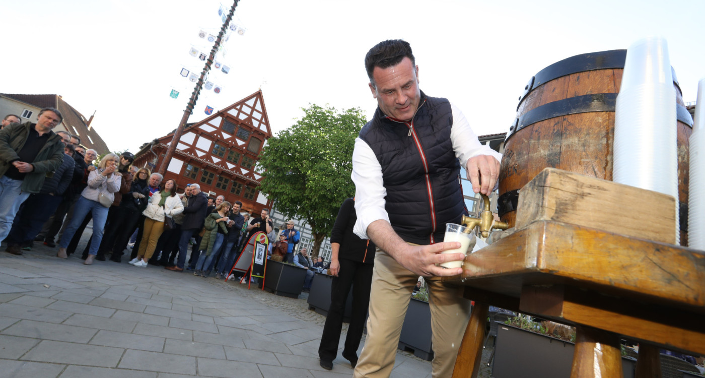 30 Liter Freibier, Baum aufstellen, Party bis Mitternacht: Am 30. April steigt wieder der Tanz in den Mai auf dem Gifhorner Marktplatz