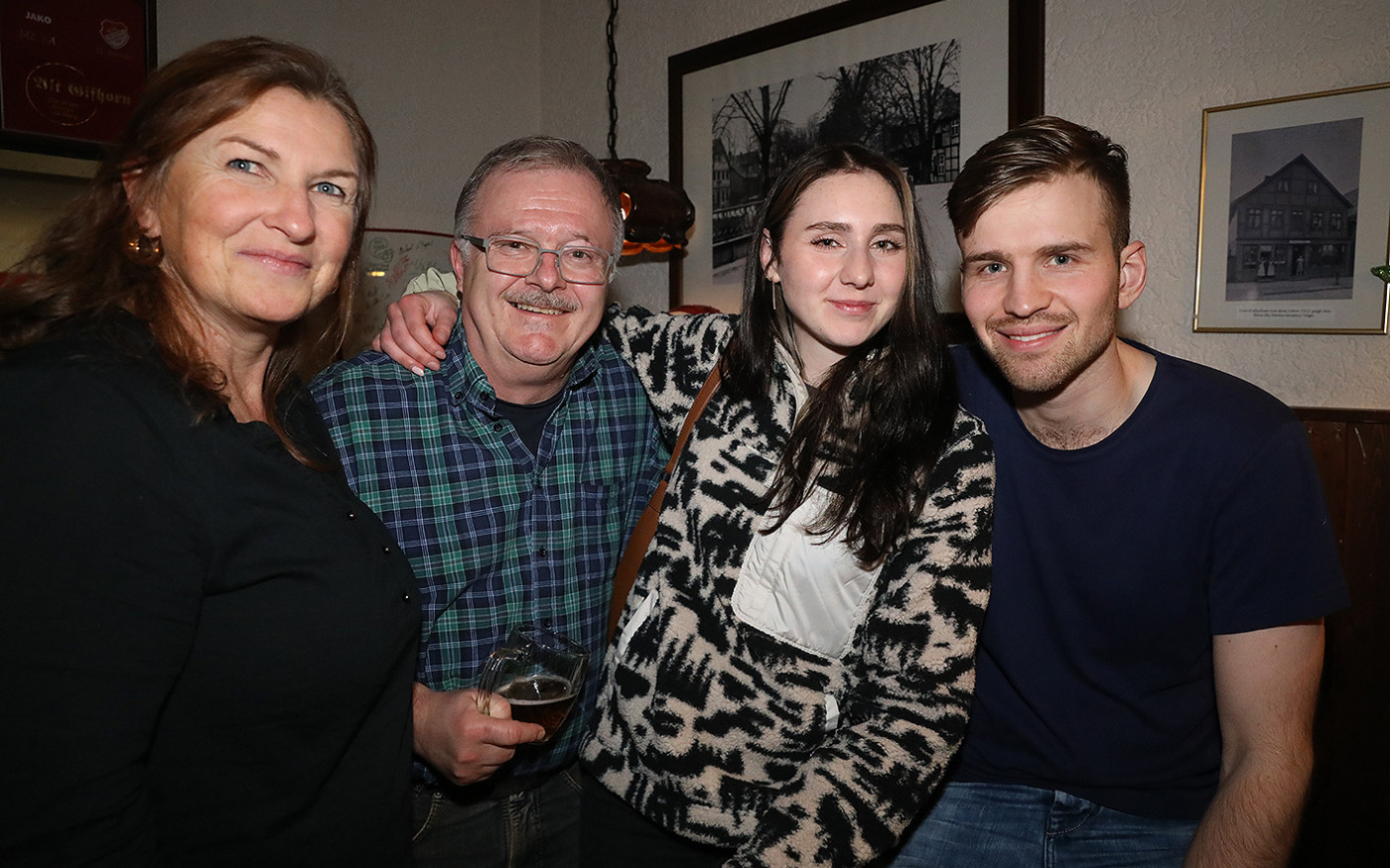 50 Jahre Alt Gifhorn: So feierten Stammtische, Freunde und Familie das Jubiläum am Fuße des Weinbergs