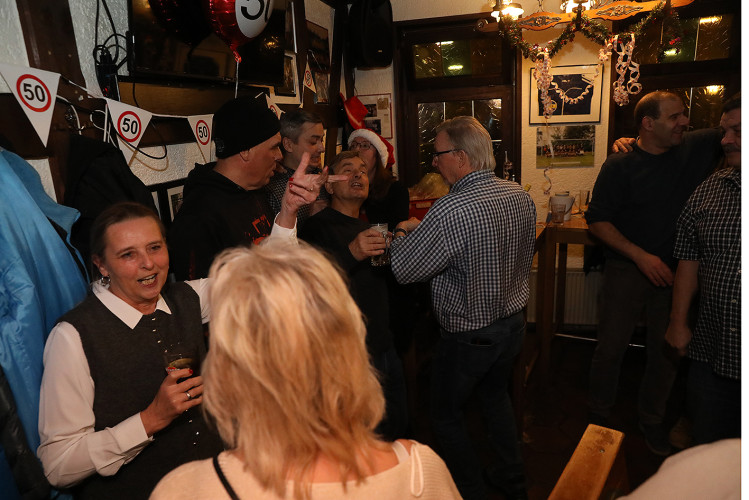 50 Jahre Alt Gifhorn: So feierten Stammtische, Freunde und Familie das Jubiläum am Fuße des Weinbergs