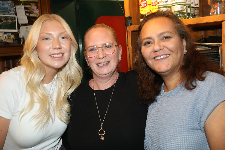 50 Jahre Alt Gifhorn: So feierten Stammtische, Freunde und Familie das Jubiläum am Fuße des Weinbergs