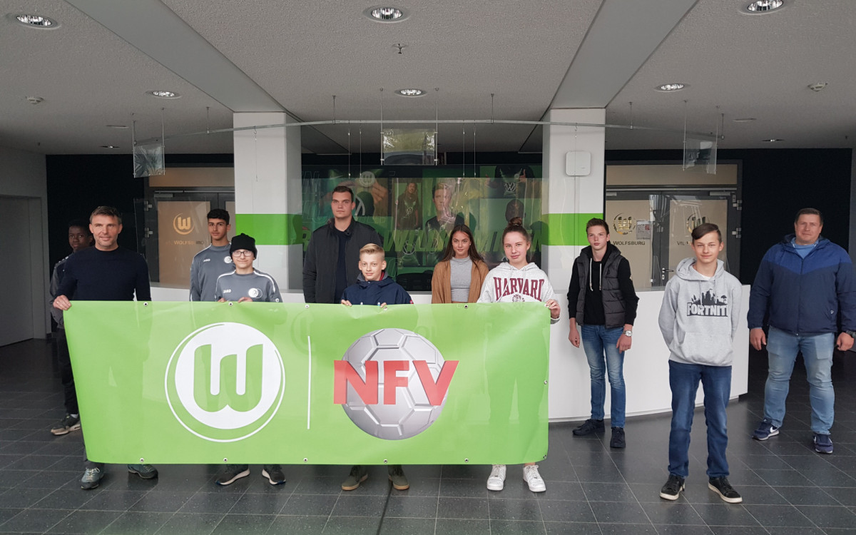 Alle Schiedsrichter-Anwärter bestehen im ersten Anlauf - Süleyman Aytekin (SV Gifhorn) und Nikolai Braun (HSV Hankensbüttel) sind die Lehrgangsbesten