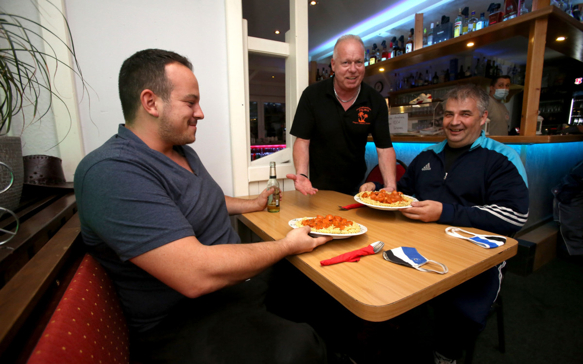 An Heiligabend gibt‘s Thommys Kartoffelsalat - Das Freizeitzentrum Malibu lockt mit der deftigen Küche vom Chef persönlich