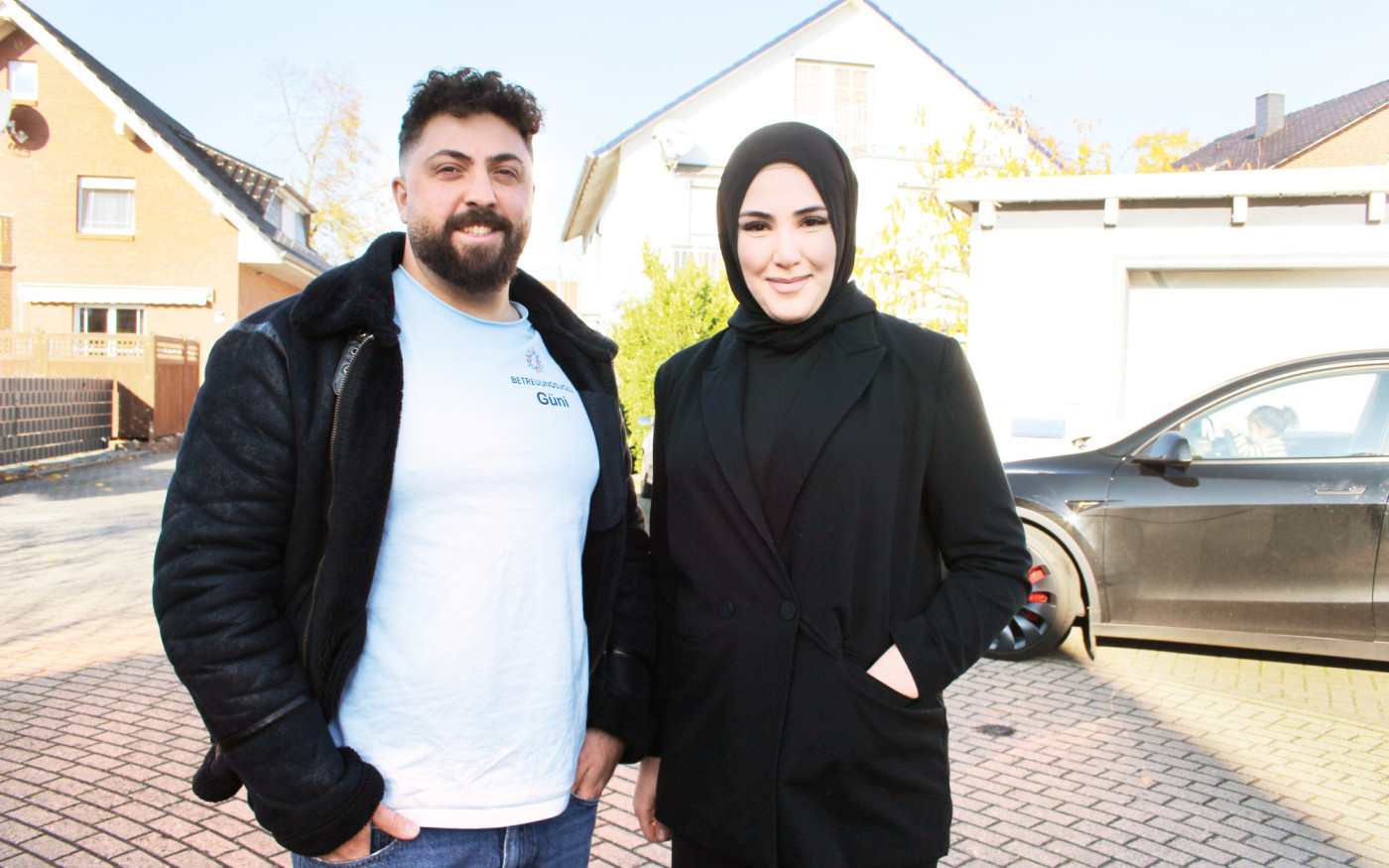 Auf diese Fürsorge kann man sich verlassen: Güney Tekin aus Westerbeck kümmert sich mit Betreuungsvoll um Senioren