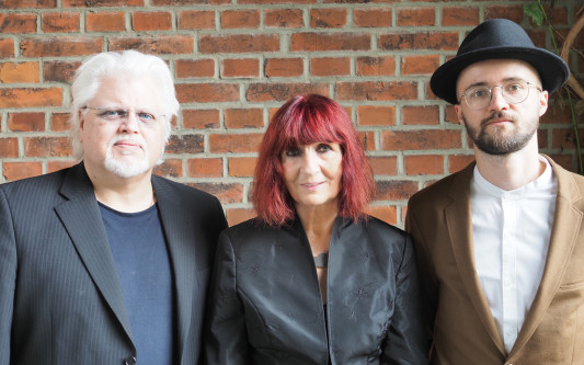 Auf Einladung des Kulturvereins Gifhorn: Blues-Abend mit Haide Manns am 12. April im Rittersaal erzählt Leiden des Alltags