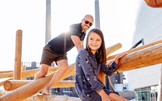 Auf in die Ferien – Auf zum Sommerspaß in der Autostadt in Wolfsburg