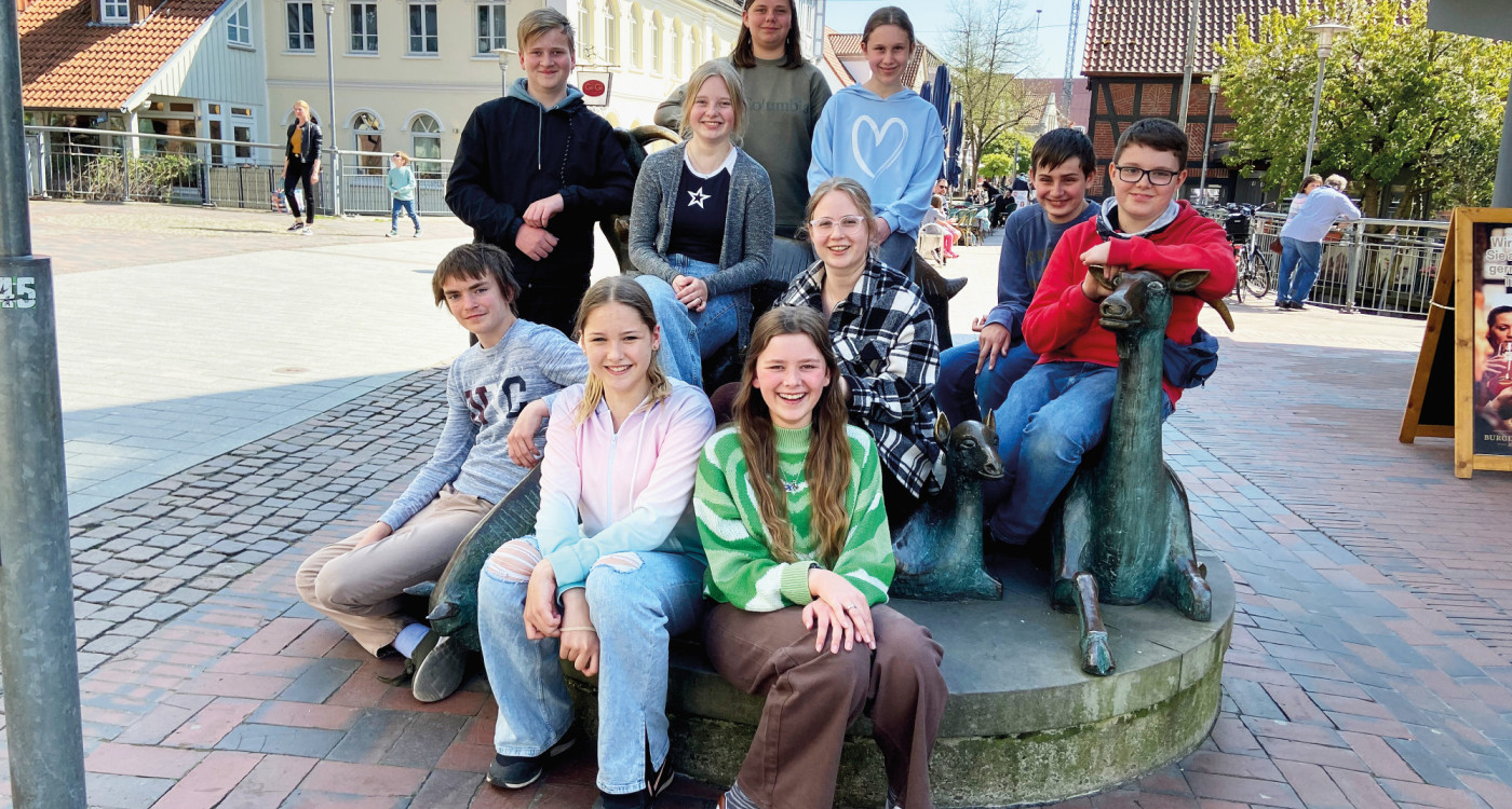 Aus Gifhorns Innenstadt direkt zu TikTok - Neun Schülerinnen und Schüler erleben ihren Zukunftstag 2022 bei KURT