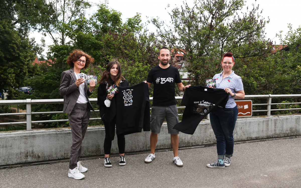 B and the Rattlesnakes: Sebastian Priebe trifft die Gewinnerinnen der KURT-Verlosung