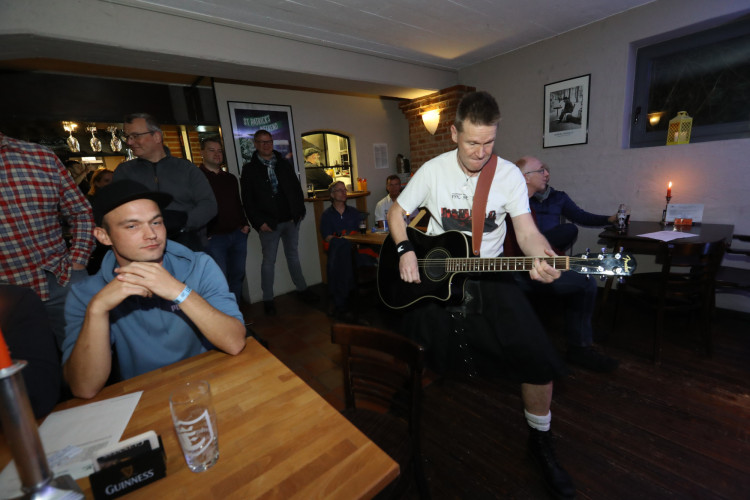 Begeisterte Stimmungsexzesse in Gifhorn: Das sind die schönsten Bilder vom Honky Tonk