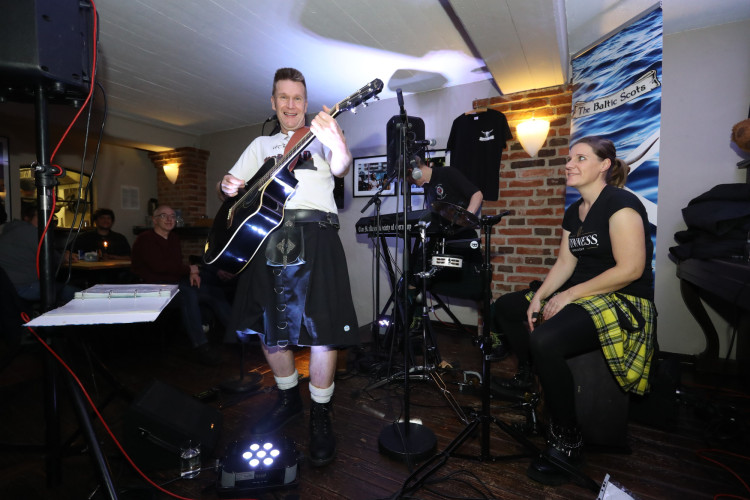 Begeisterte Stimmungsexzesse in Gifhorn: Das sind die schönsten Bilder vom Honky Tonk