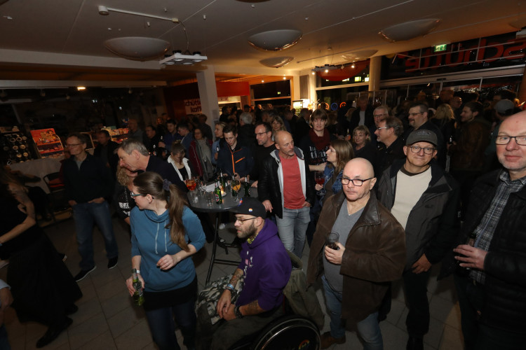 Begeisterte Stimmungsexzesse in Gifhorn: Das sind die schönsten Bilder vom Honky Tonk