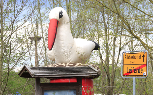 Begrüßungsgetränk für Fahrradfahrer: Nabu-Artenschutzzentrum in Leiferde lädt für den 21. April zum Storchenfest ein