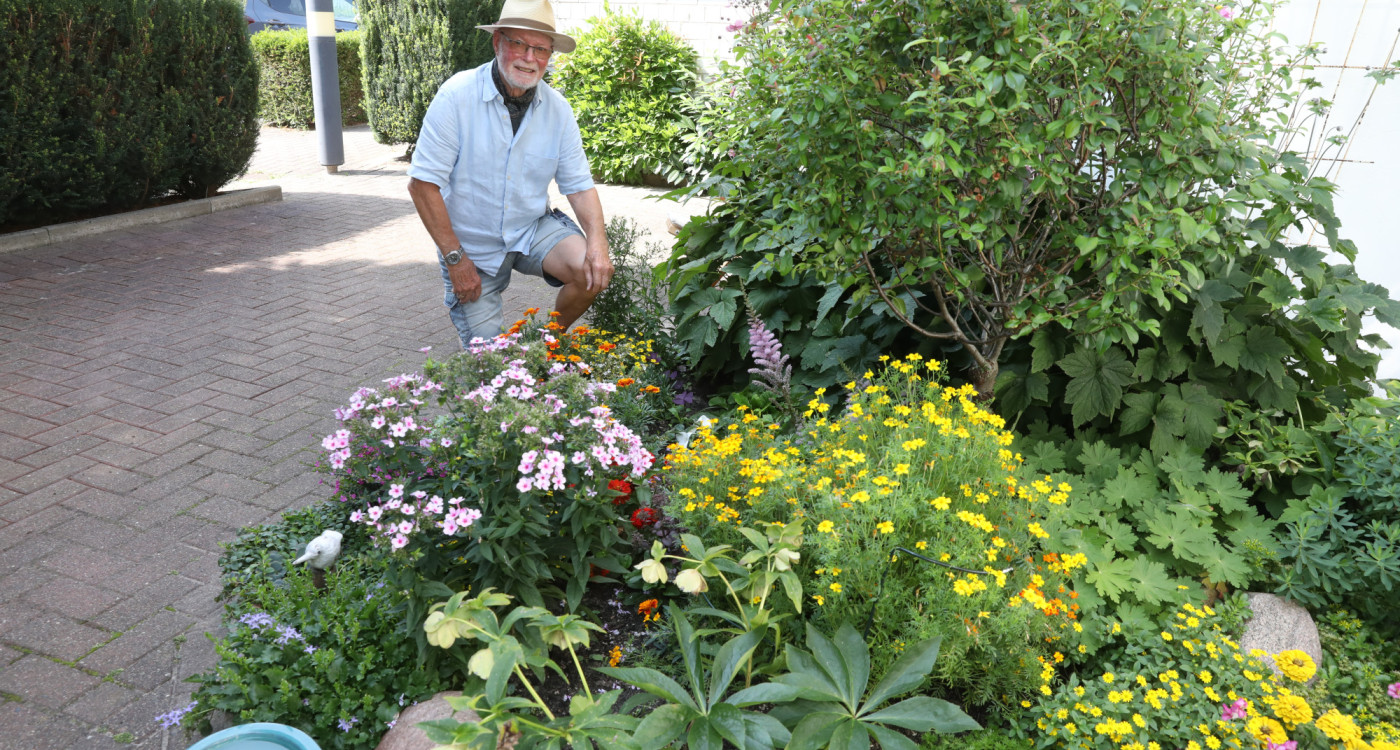 Bei Balkon-Wettbewerb-Finalist Jürgen Sonnemann aus Gifhorn ist kaum ein Zentimeter ohne Bepflanzung zu erblicken