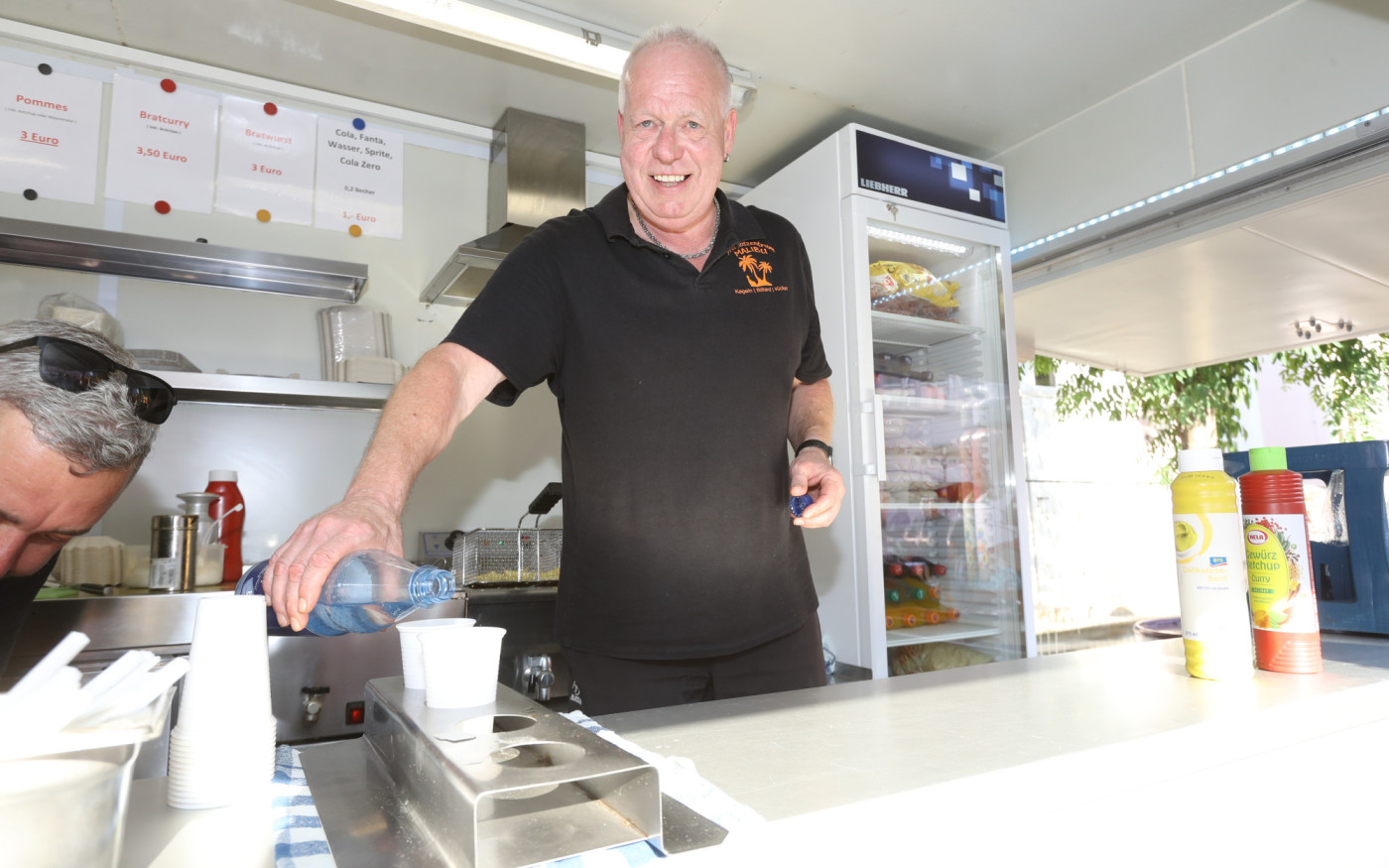 Bei dem Kartoffelsalat schlagen alle zu: Für das Freizeitzentrum Malibu geht‘s in die heiße weihnachtliche Phase