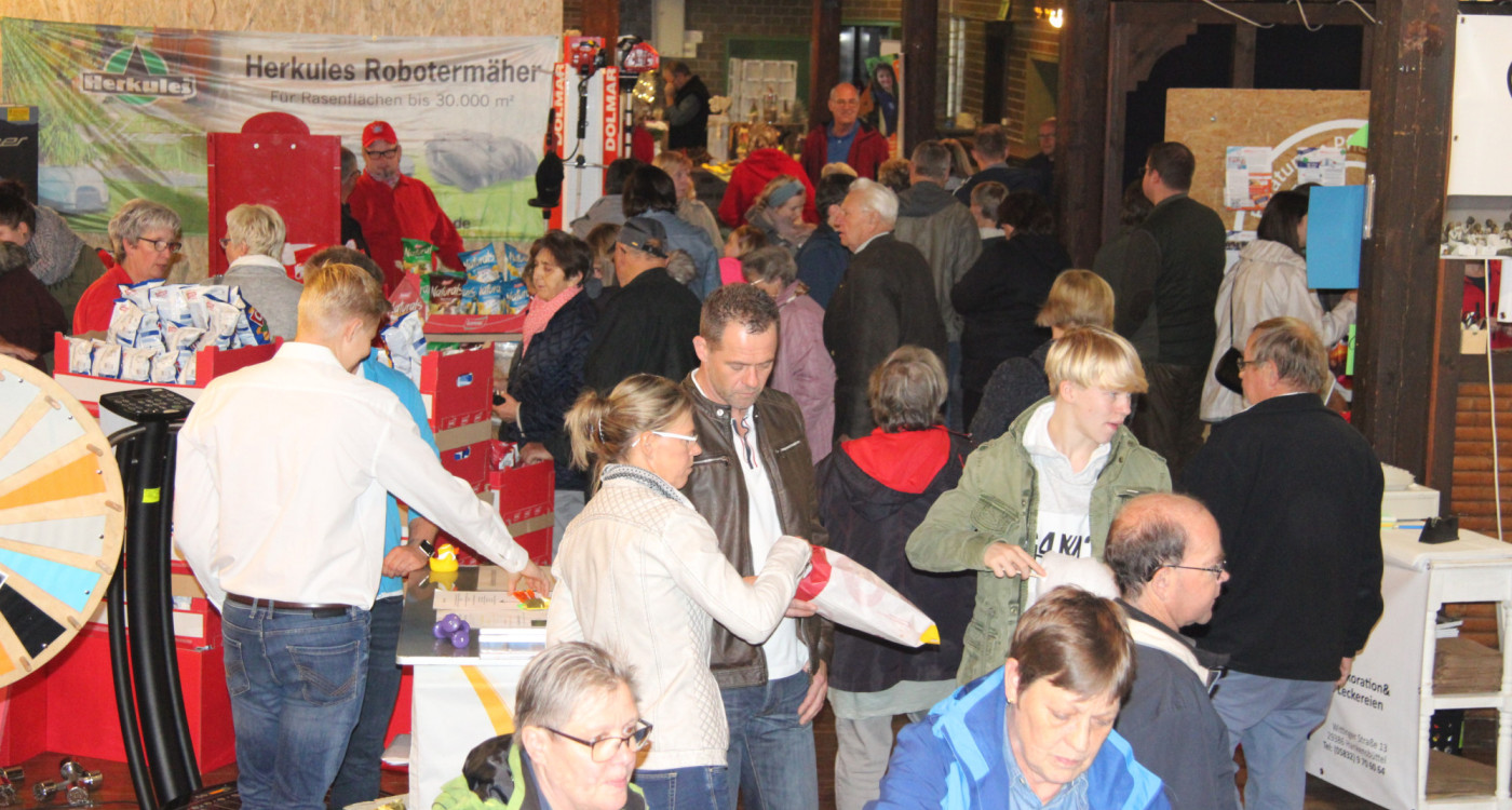 Beim Spritzkuchen die kleinen und großen Unternehmen der Region kennenlernen: Am 15. und 16. Oktober findet in Hankensbüttel die 45. Gewerbeschau statt