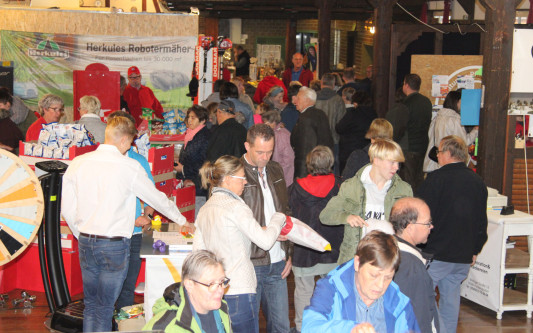 Beim Spritzkuchen die kleinen und großen Unternehmen der Region kennenlernen: Am 15. und 16. Oktober findet in Hankensbüttel die 45. Gewerbeschau statt