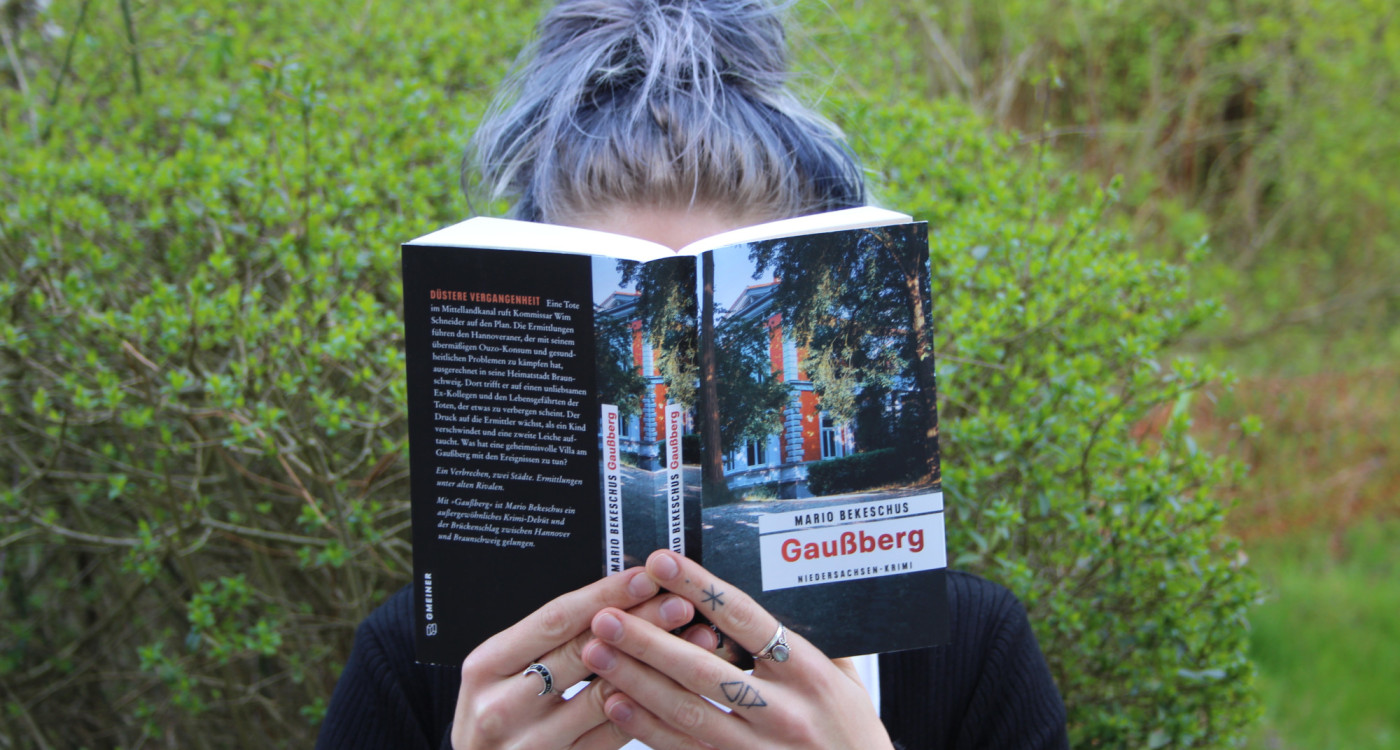 Bücherwürmer dieser Stadt, vereinigt Euch! - Literarischer Abend in der Stadtbücherei Gifhorn