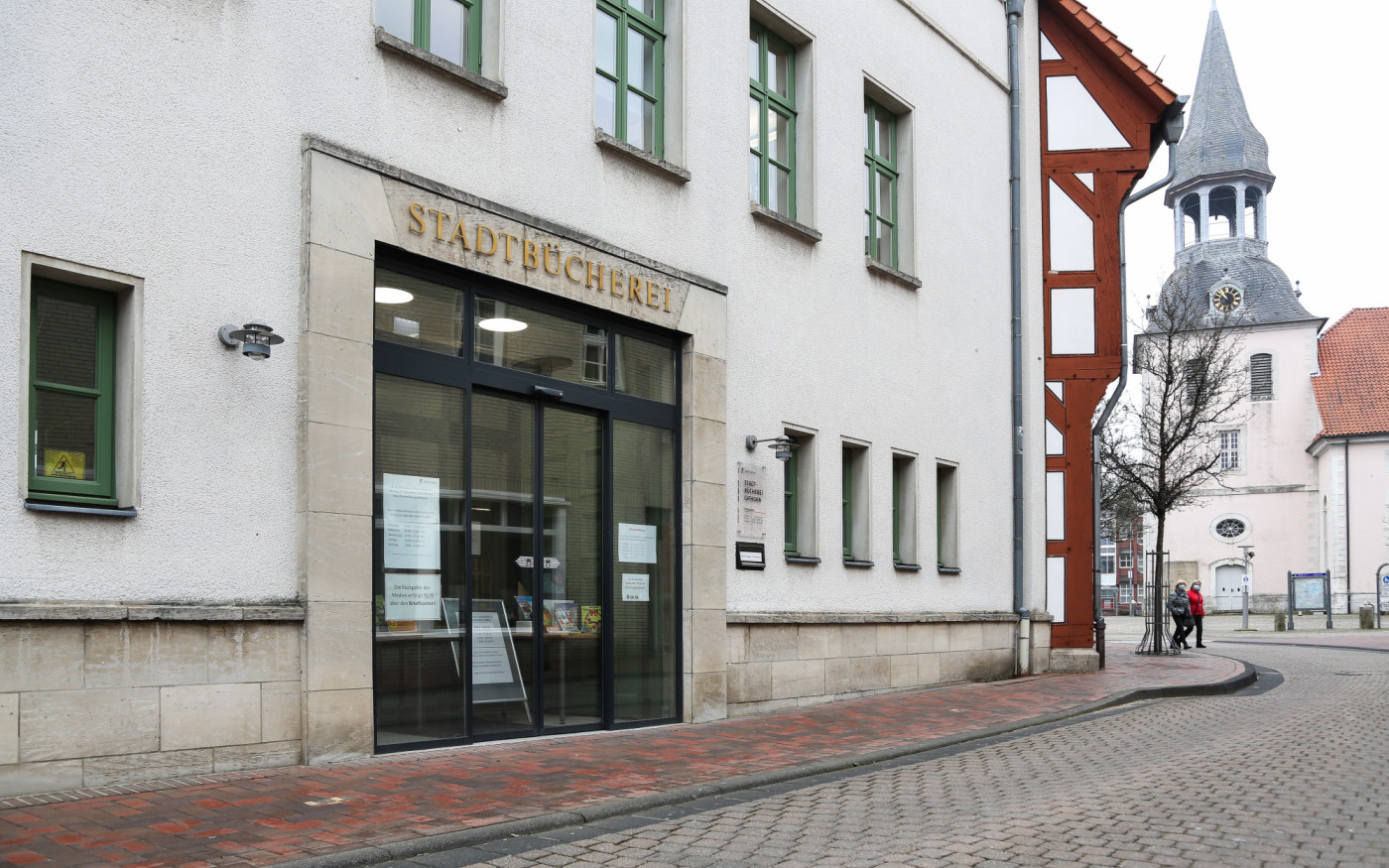 Bücherwürmer dürfen sich freuen: Gifhorns Stadtbücherei öffnet wieder die Türen fürs Publikum