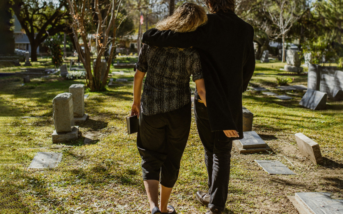 Bunte Oasen statt grauer Tristesse - Die Friedhöfe und Ruhewälder in und um Gifhorn sind offen für Spaziergänge