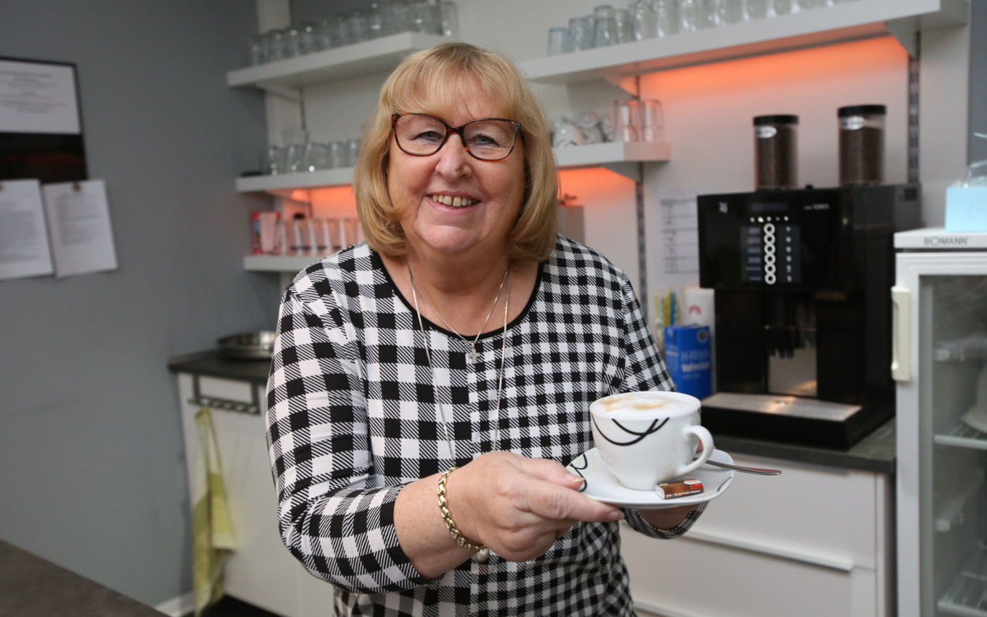 Café Aller - Etwa 40 ehrenamtliche Mitarbeiter*innen bringen Gifhorns Bürger zusammen