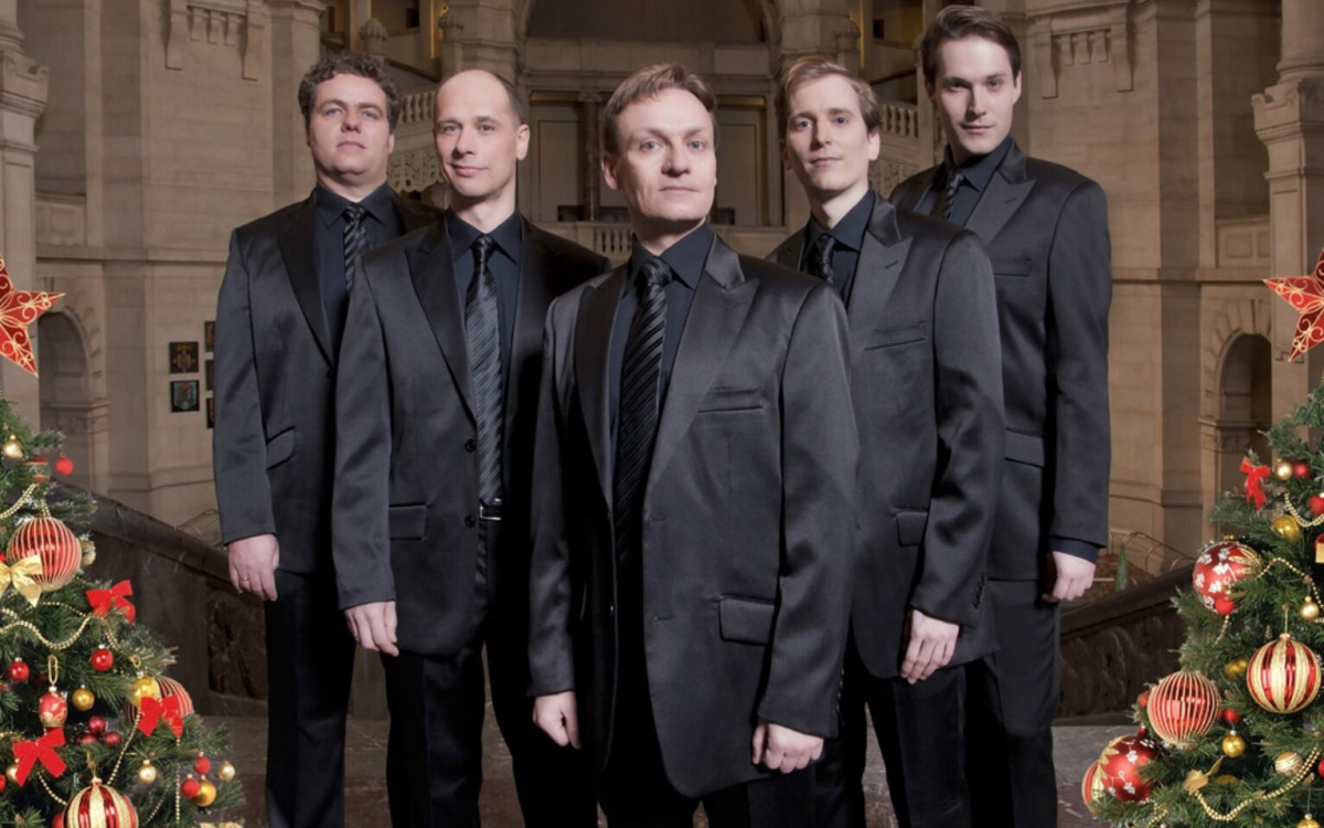Charme, Witz und exzellente Stimmen - Die Hannover Harmonists spielen zwei Silvesterkonzerte in Gifhorns St. Nicolai
