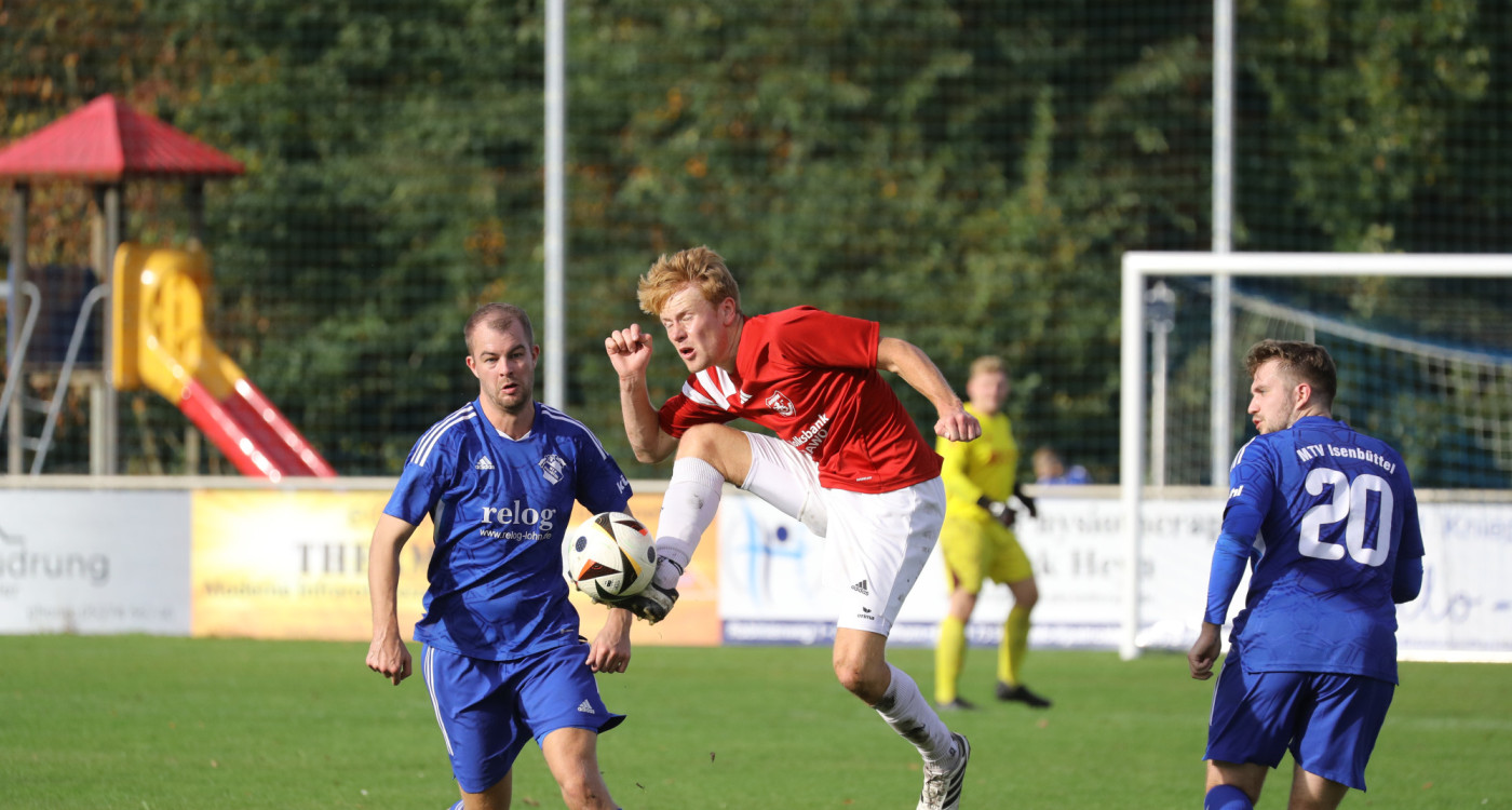 Coach Mario Petry wünscht sich mehr Konstanz: Die SV Gifhorn möchte ihren Schlingerkurs beenden