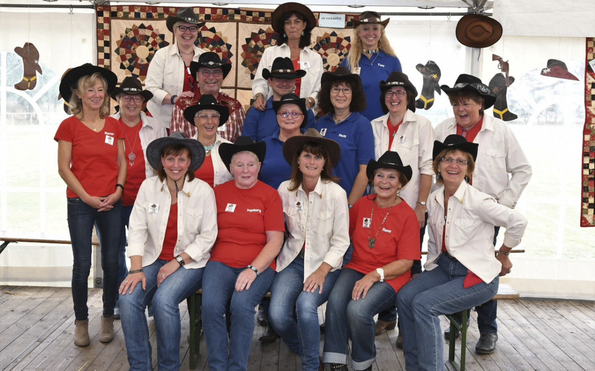 Country Roads take me to Ehra-Lessien: Party im Schützenhaus