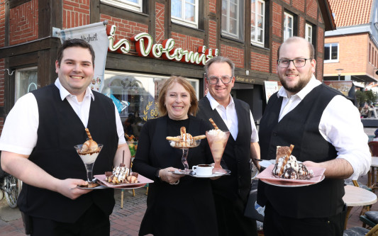 Darauf haben viele Gifhorner gewartet: Familie Giacomel eröffnet die Eis-Saison