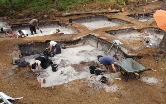 Das alles schlummert unter unseren Füßen: Dr. Ingo Eichfeld trägt Gifhorns archäologischen Jahresrückblick 2022 vor