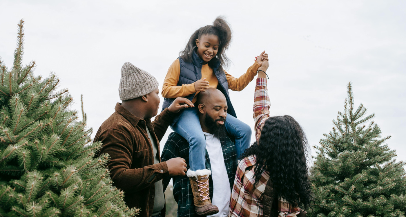 Das ist aber eine flotte Tanne: Bei Müllers Bauernhof in Isenbüttel findet man den idealen Baum fürs Weihnachtsfest