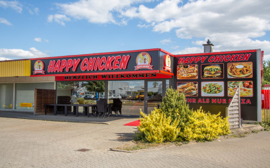 Das Team von Happy Chicken steht für hungrige Gifhorner bereit