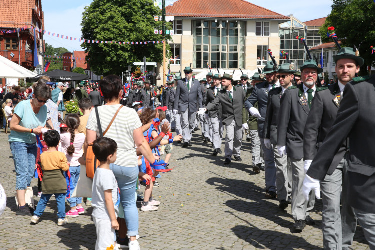 Das war der großartige Schützenfest-Donnerstag: So feiert Gifhorn den Auftakt