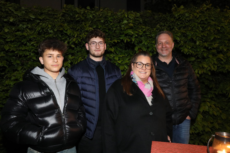 Das war der Maibaum-Stammtisch im Deutschen Haus: Zahlreiche Gifhorner Unternehmen und Verbände feiern gemeinsam das Frühjahr