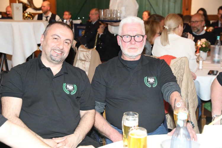Das war der Maibaum-Stammtisch im Deutschen Haus: Zahlreiche Gifhorner Unternehmen und Verbände feiern gemeinsam das Frühjahr