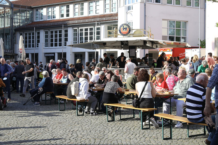 Das war der Tanz in den Mai auf dem Gifhorner Marktplatz - KURT zeigt die schönsten Bilder