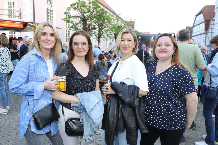 Das war der Tanz in den Mai auf dem Gifhorner Marktplatz - KURT zeigt die schönsten Bilder