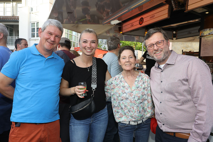 Das war der Tanz in den Mai auf dem Gifhorner Marktplatz - KURT zeigt die schönsten Bilder