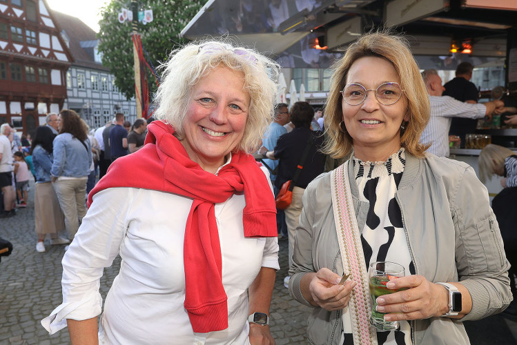 Das war der Tanz in den Mai auf dem Gifhorner Marktplatz - KURT zeigt die schönsten Bilder