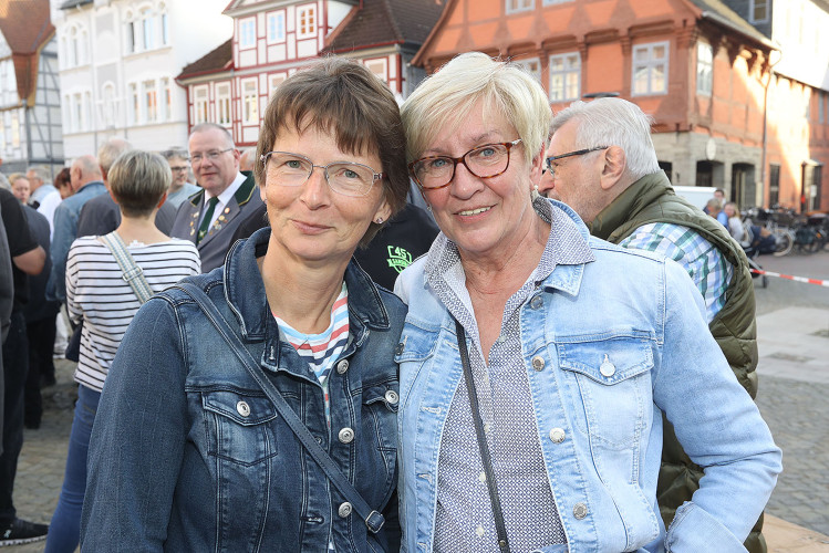 Das war der Tanz in den Mai auf dem Gifhorner Marktplatz - KURT zeigt die schönsten Bilder
