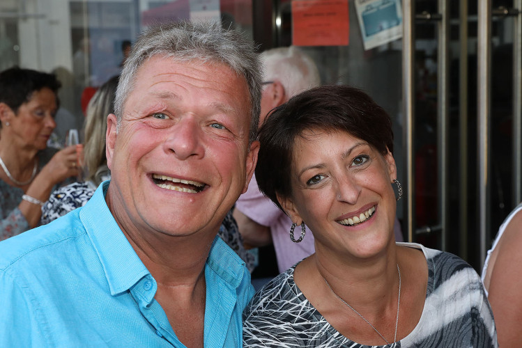 Das Weinfest läuft genauso wie das dazugehörige Getränk in die Gläser - Das sind die schönsten Bilder vom Weinfest