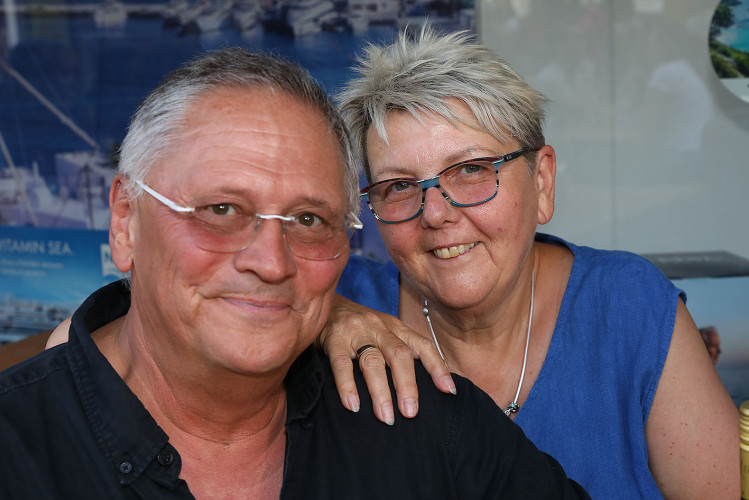 Das Weinfest läuft genauso wie das dazugehörige Getränk in die Gläser - Das sind die schönsten Bilder vom Weinfest