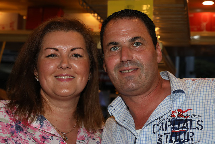 Das Weinfest läuft genauso wie das dazugehörige Getränk in die Gläser - Das sind die schönsten Bilder vom Weinfest