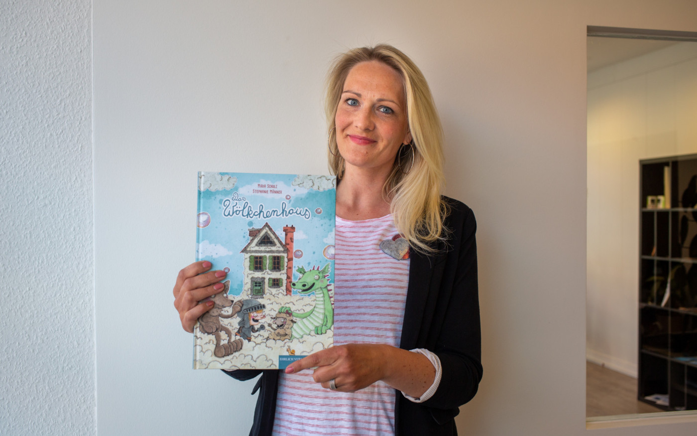 Das Wölkchenhaus - Miria Schulz aus Gifhorn feiert mit ihrem ersten Kinderbuch das Anderssein