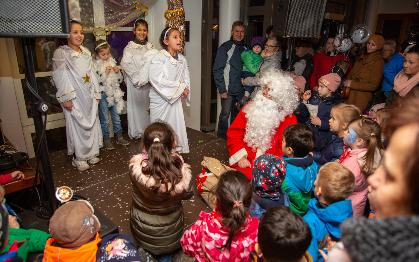 Den Kindern ein Leuchten in die Augen zaubern - Am 26. November lädt Gifhorns Bündnis für Familie zum Kinderadventsmarkt
