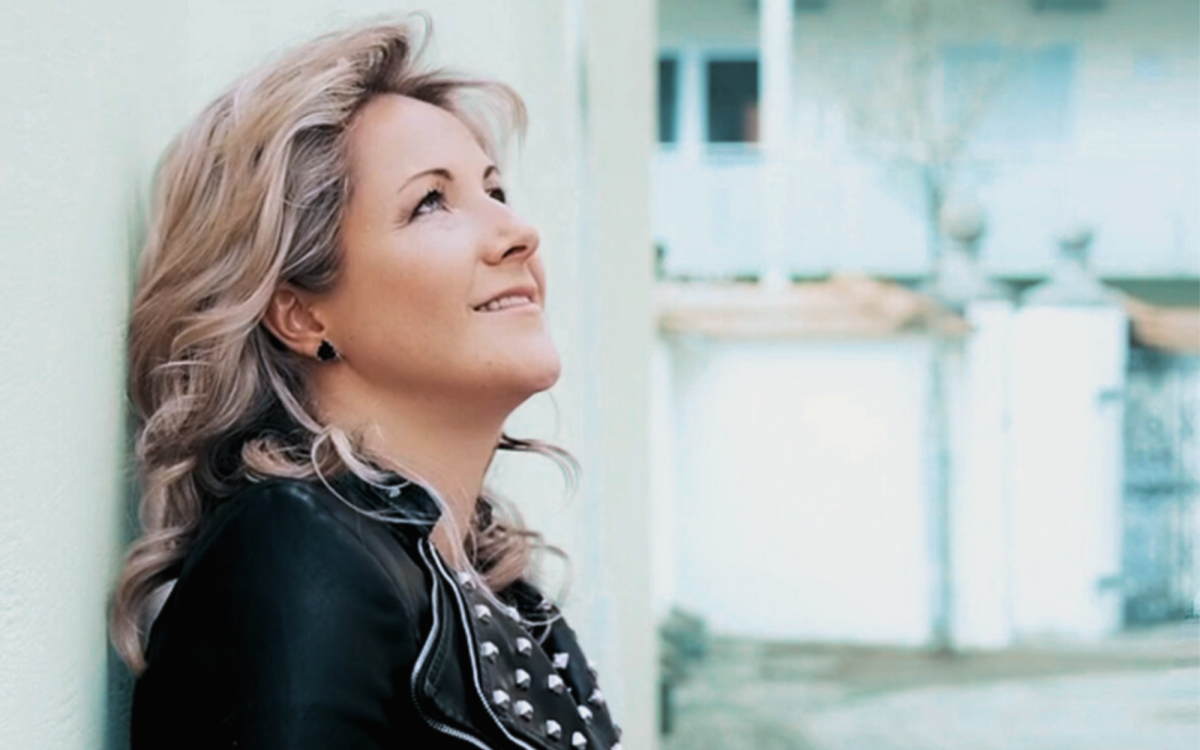 Denise Jolie: Die Glücksverrückte aus Triangel verzaubert am Samstag auf dem Gifhorner Altstadtfest